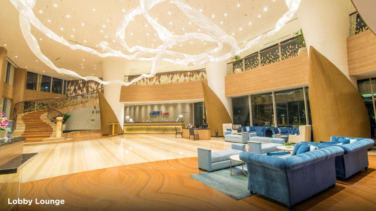BW Luxury Hotel Jambi Exterior foto